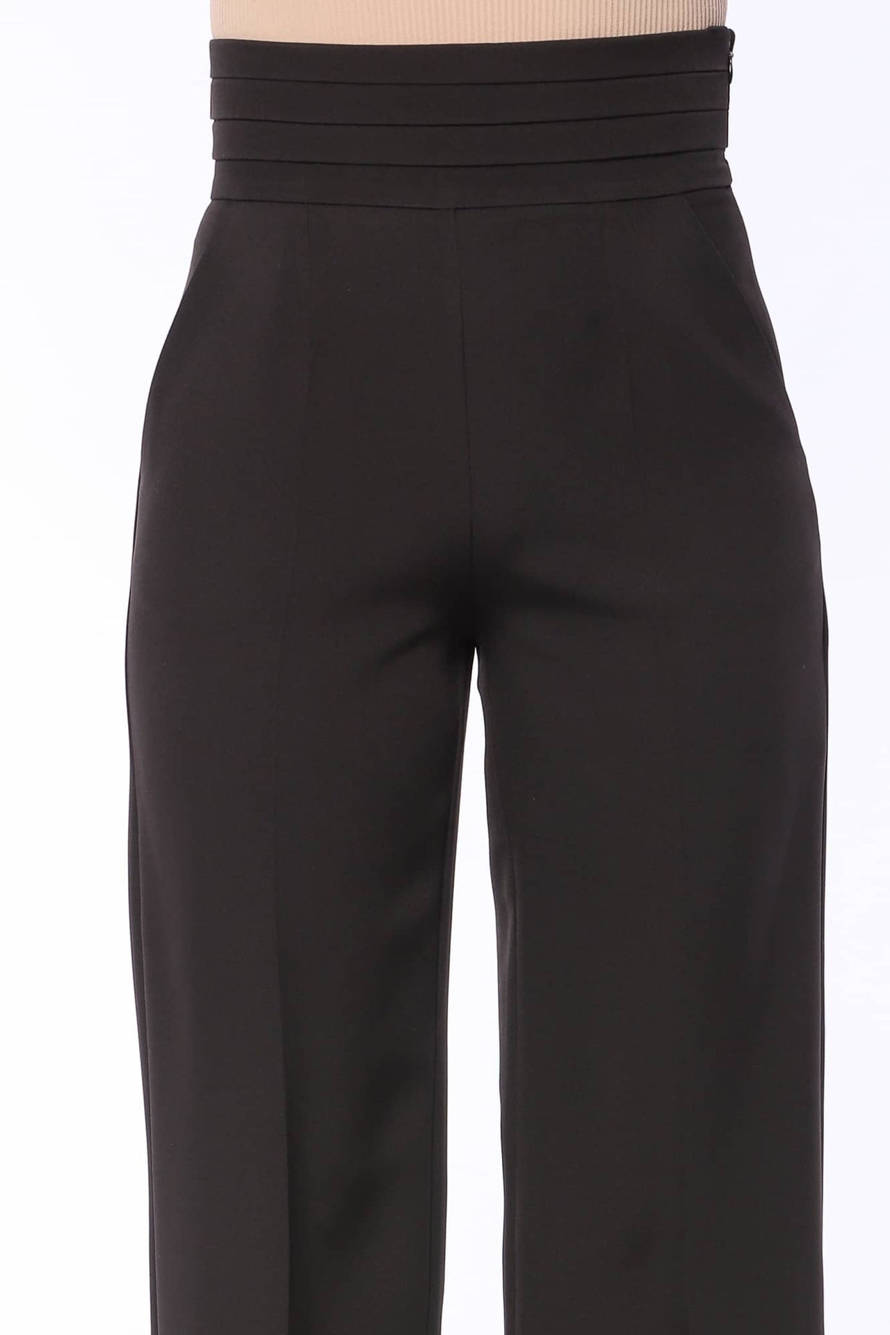 YVN Power Moves Straight Pants