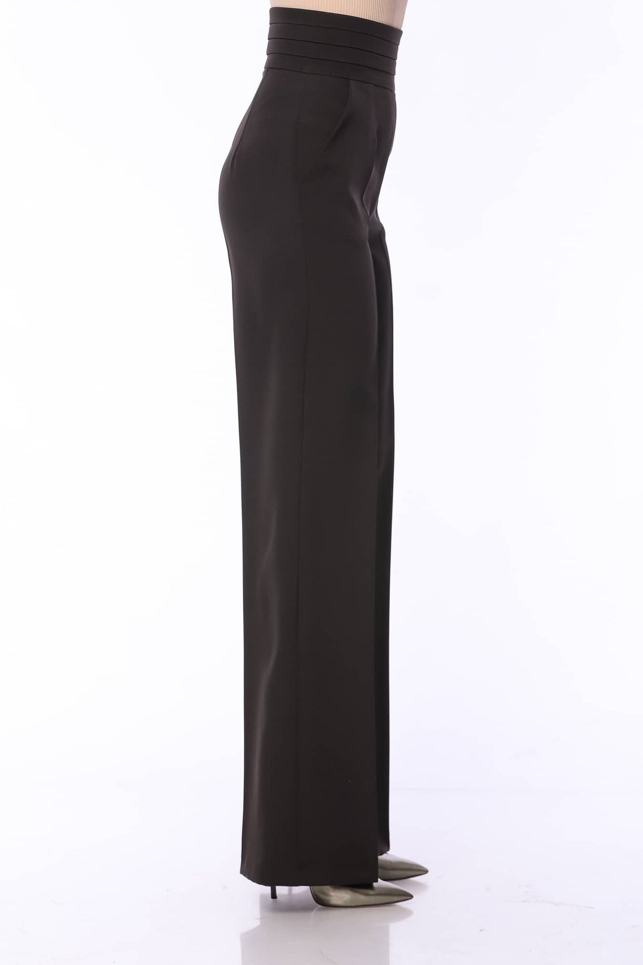 YVN Power Moves Straight Pants