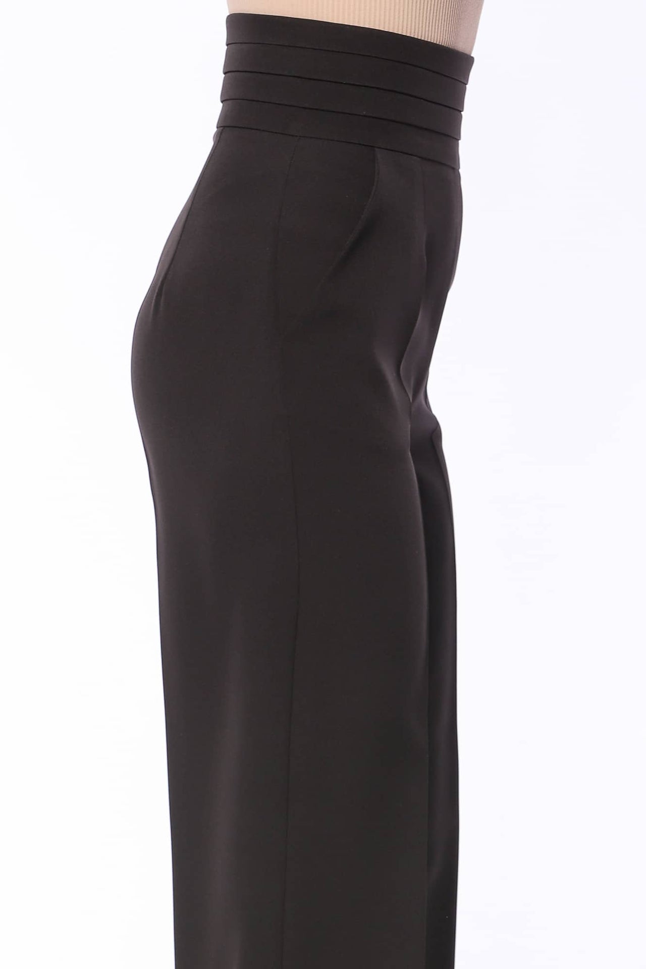 YVN Power Moves Straight Pants