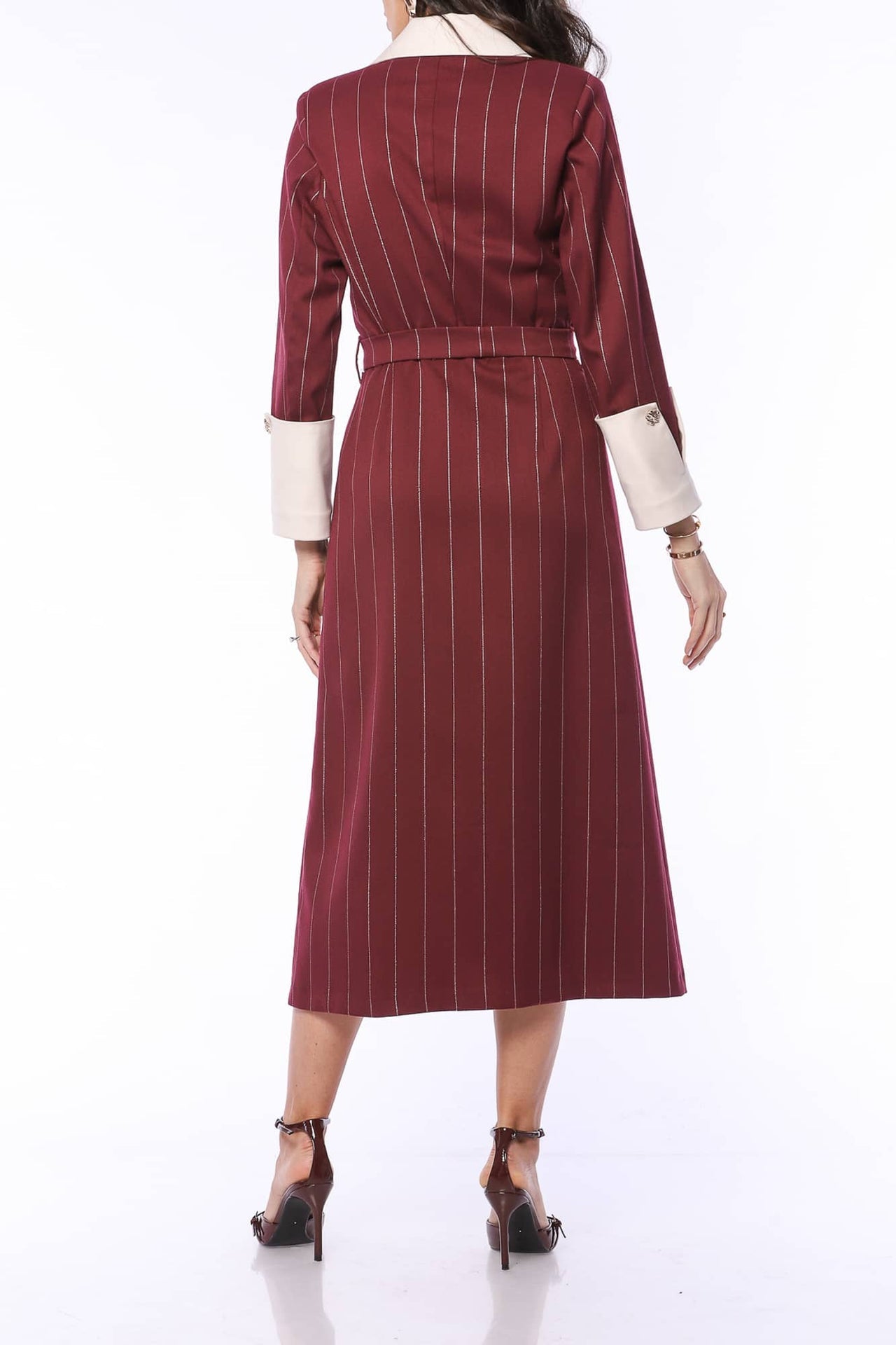 YVN Vintage Charm Pointed Collar Midi Dress