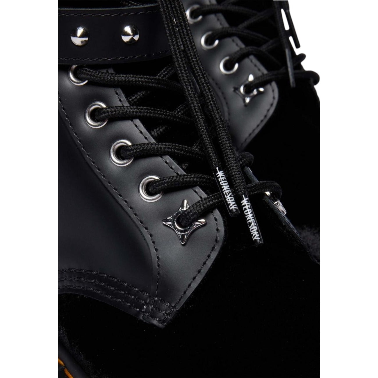 Dr. Martens - Dr. Martens Women Boots